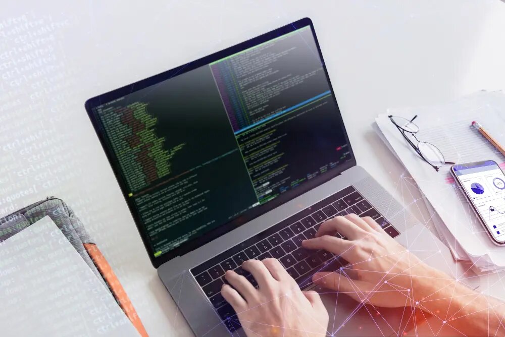 Apache Hadoop adalah