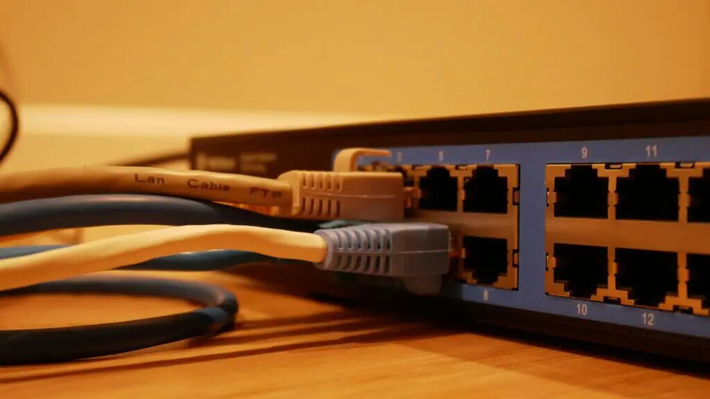 sejarah cloud server