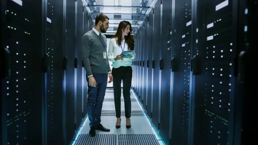 perbedaan Proxmox vs VMware