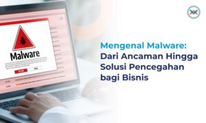 Gambar orang yang menemukan notifikasi terdeteksinya malware di komputernya